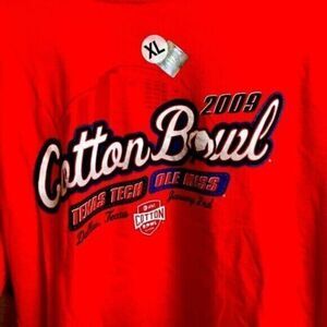 NWOT Gildan 2009 Cotton Bowl Texas Tech vs Ole Miss Red Short Sleeve Tee Size XL